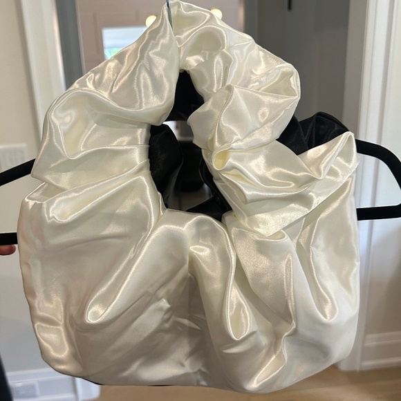 Black & White Satin Scrunchie / Croissant Scarf Bag - Picture 4 of 10